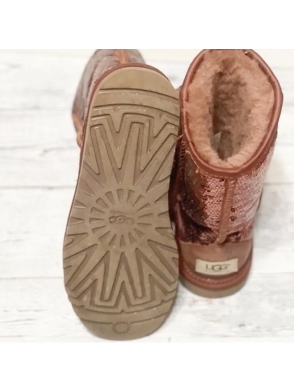 UGG Ugg Mid High Sequin Rust Color Boots Sz 6